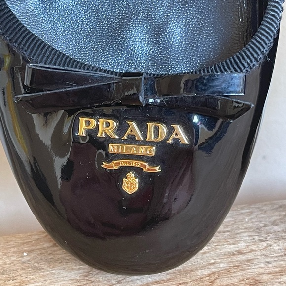 PRADA Black Patton Leather Classic Milano Flats Beautiful Gold Logo 36.5 ITALY!! - Picture 2 of 12
